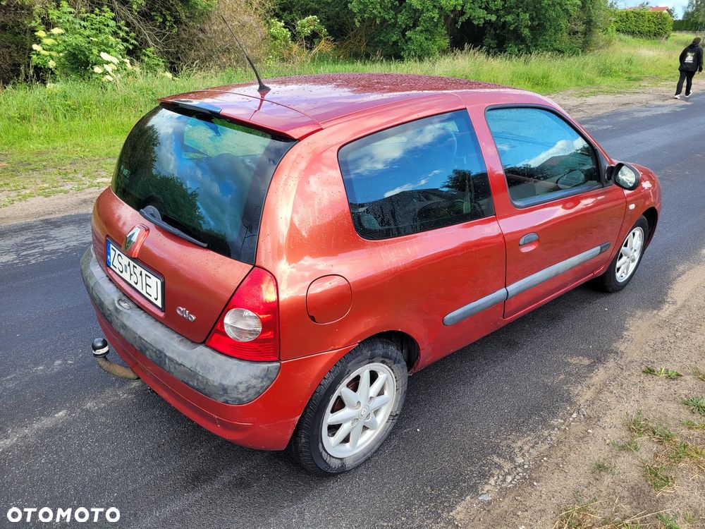 Renault Clio 1.2 16V Authentique - 3