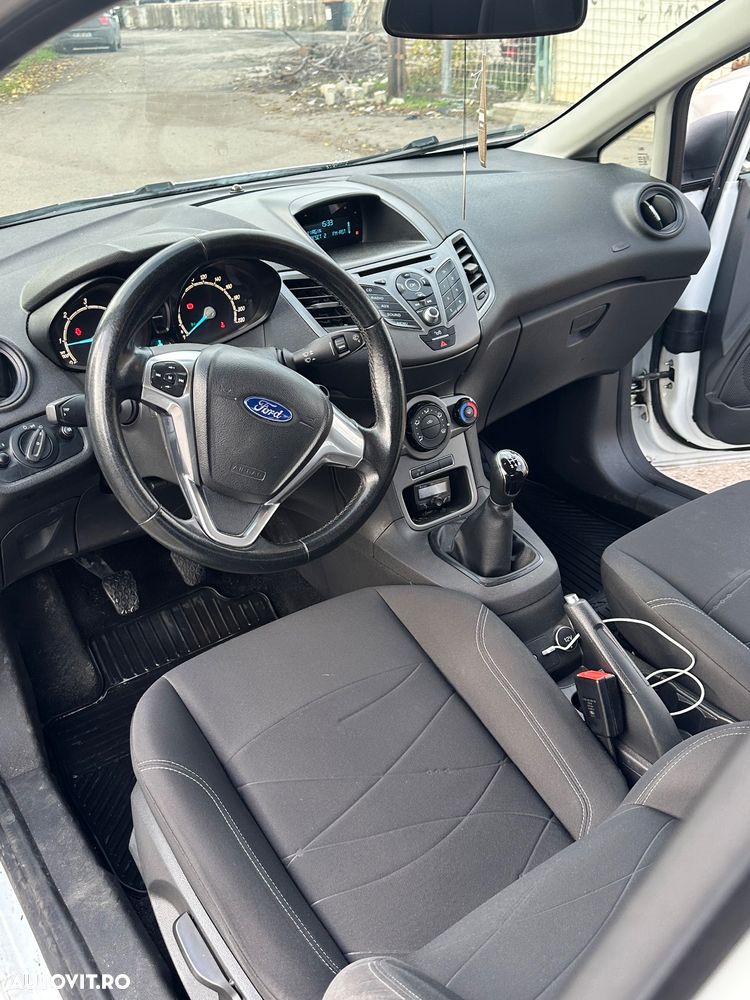 Ford Fiesta 1.5 TDCi Trend - 6