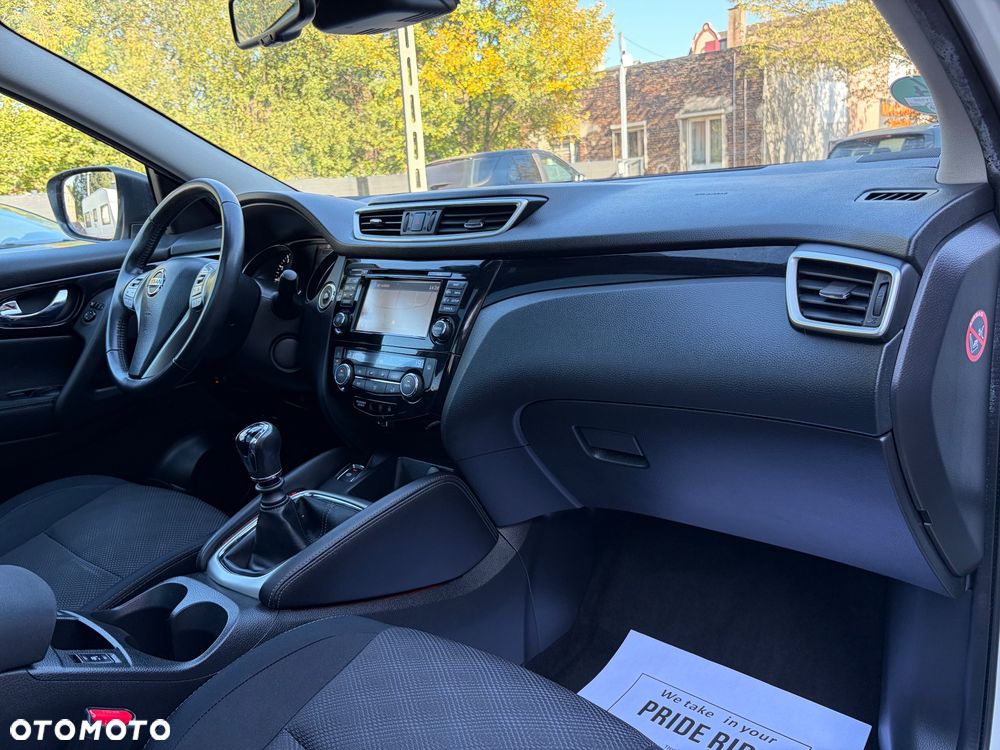Nissan Qashqai 1.6 DIG-T 360 - 17