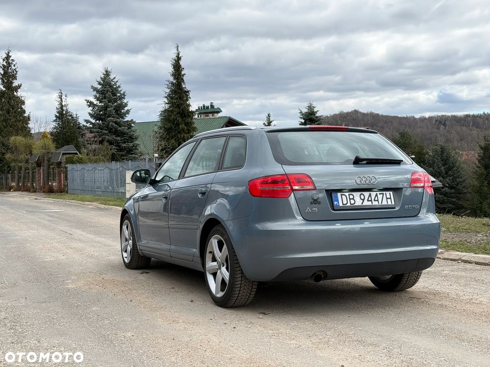 Audi A3 Sportback 2.0 TDI DPF Ambiente - 3