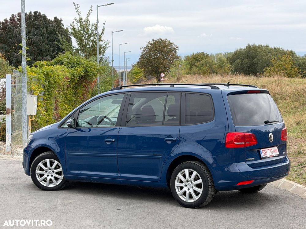 VOLKSWAGEN Touran 2012 — imagine 5