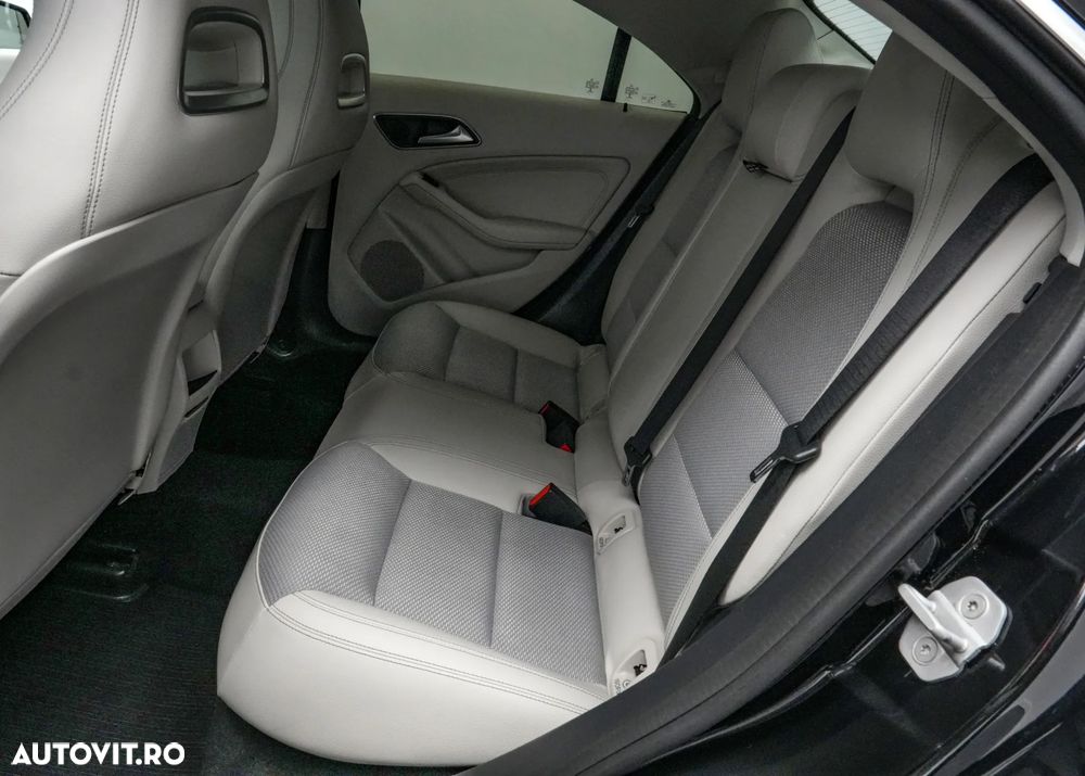 Mercedes-Benz CLA - 15