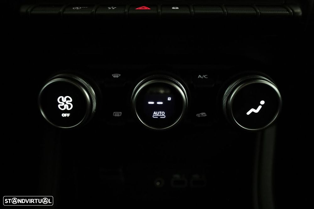 Renault Captur 1.0 TCe Techno - 13