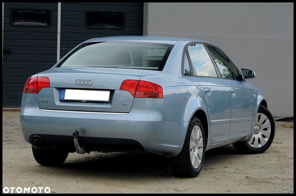 Audi A4 Limousine - 3