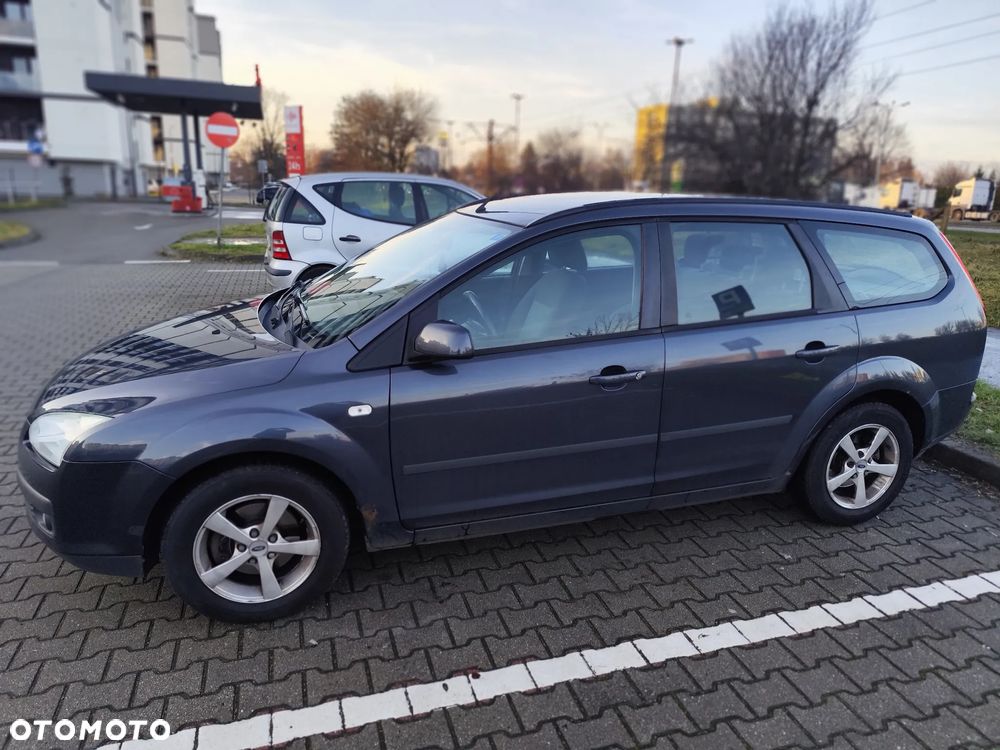 Ford Focus 1.8 Style - 5