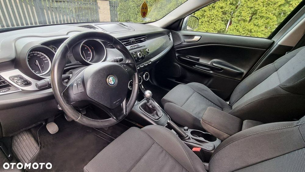 Alfa Romeo Giulietta - 11