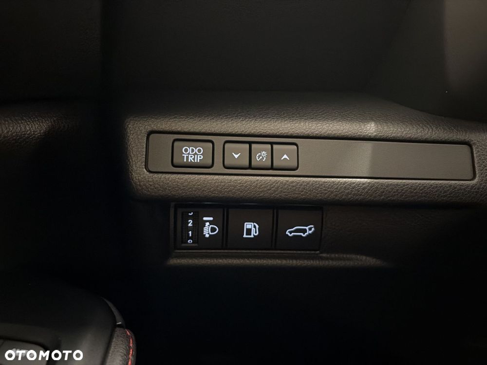 Lexus LBX 1.5 Hybrid Emotion - 17