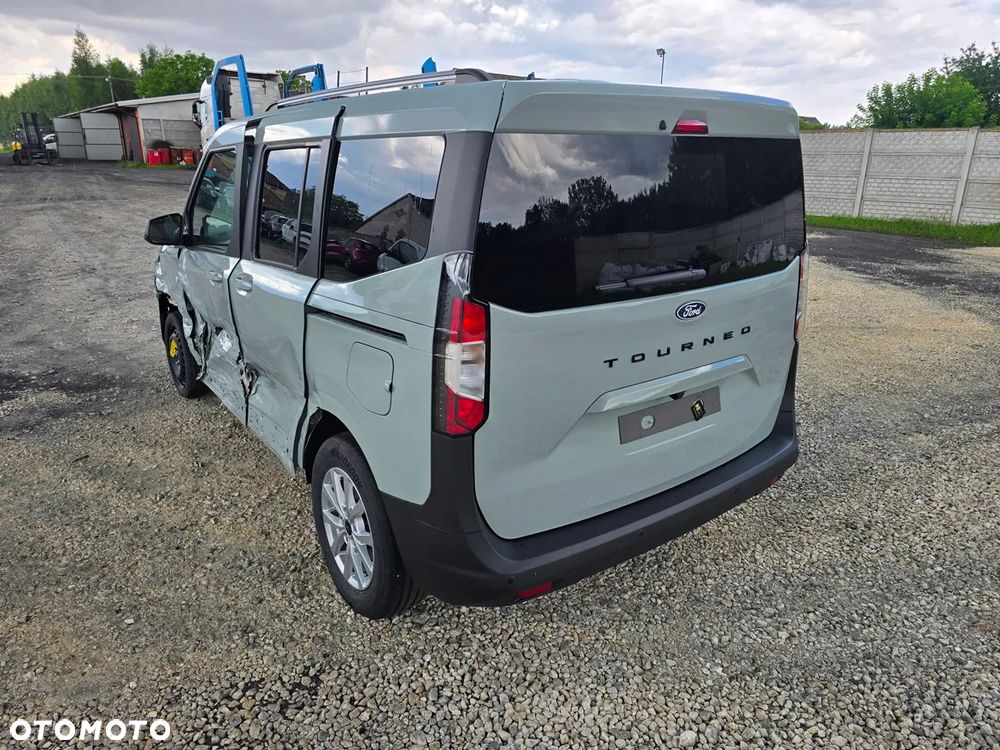 Ford Tourneo Courier 1.0 EcoBoost TREND - 10