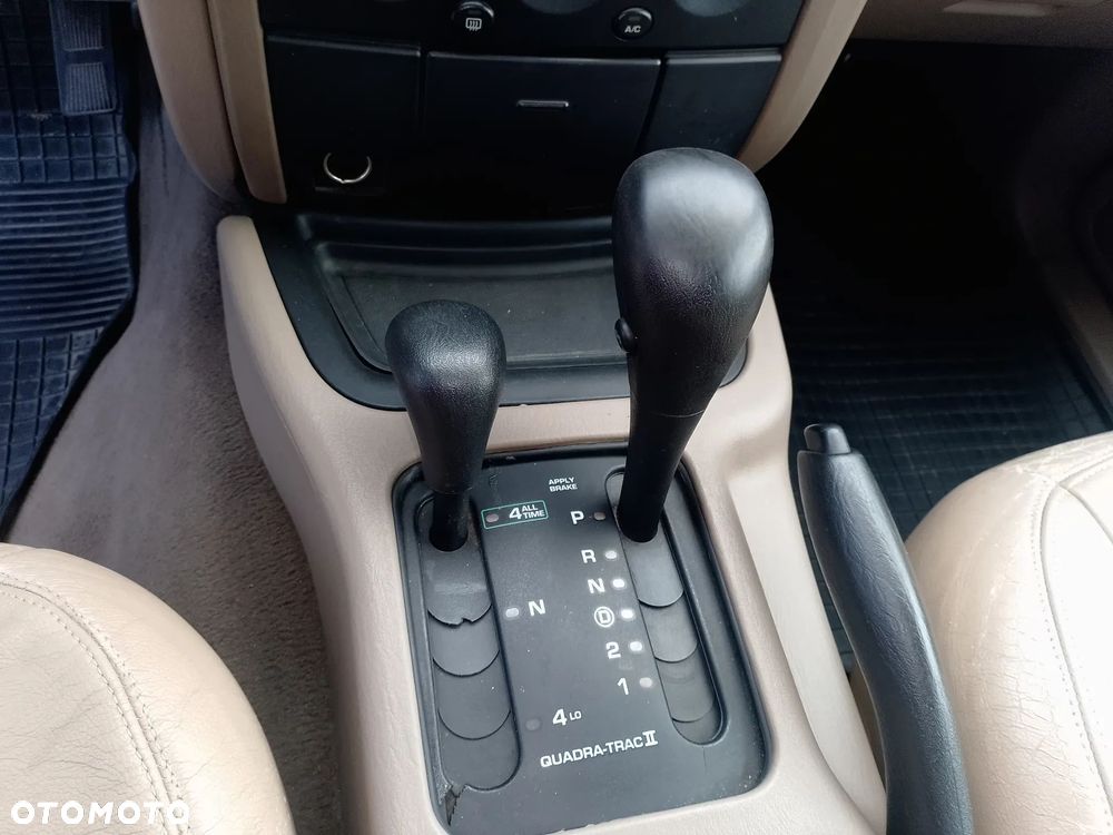 Jeep Grand Cherokee - 7