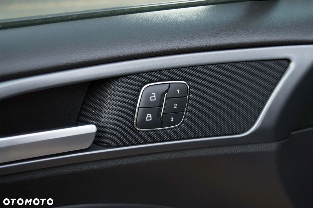 Ford Mondeo 2.0 TDCi STart-Stopp PowerShift-Aut ST-Line - 14