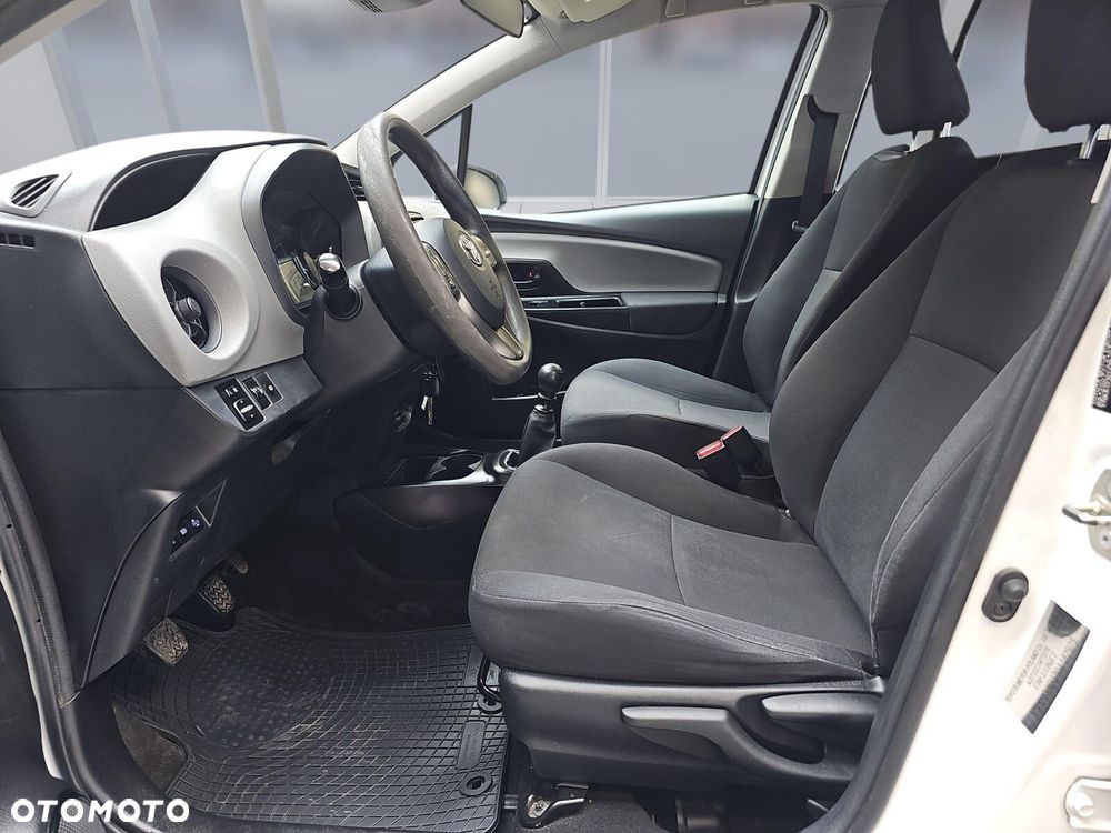 Toyota Yaris 1.5 Active - 8