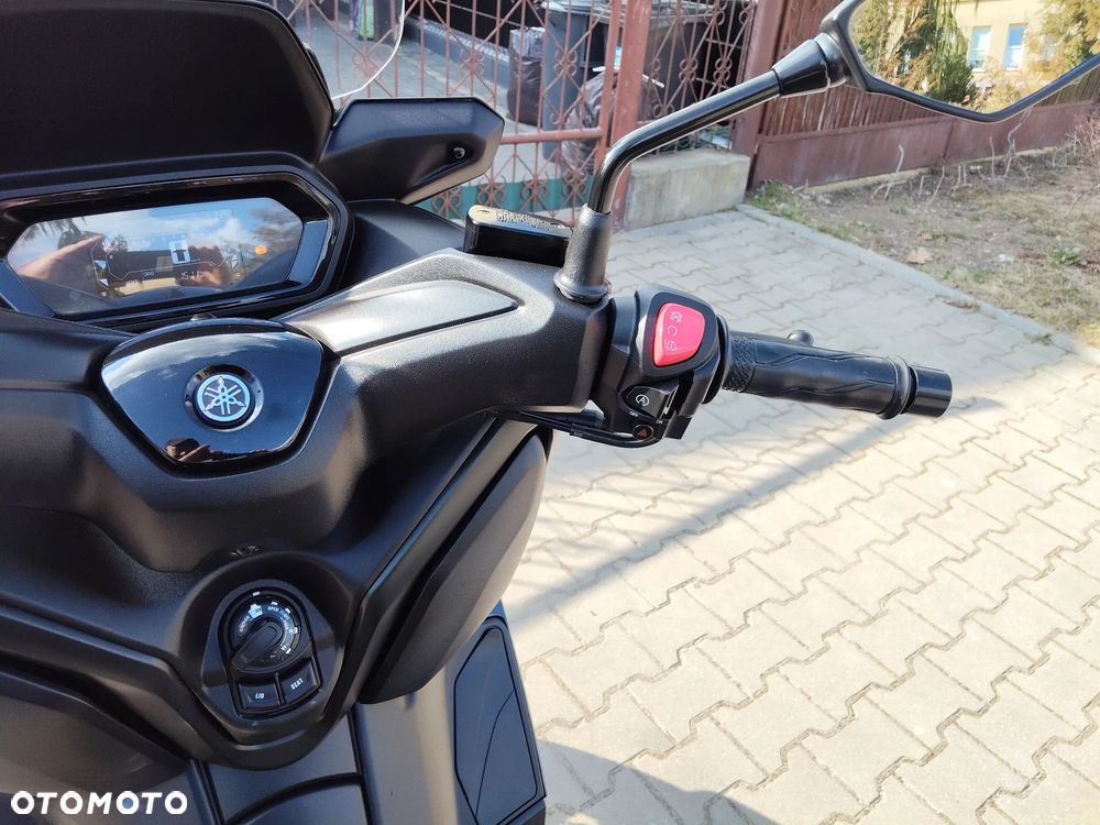 Yamaha X-max - 13