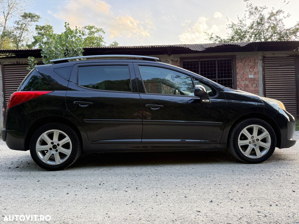 Peugeot 207 110 HDi FAP (Blue Lion) Sport - 6