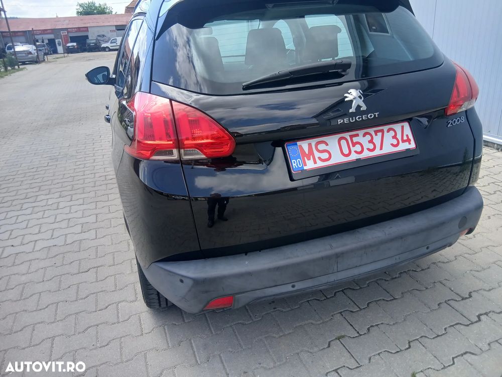 Peugeot 2008 PureTech 82 Active - 5