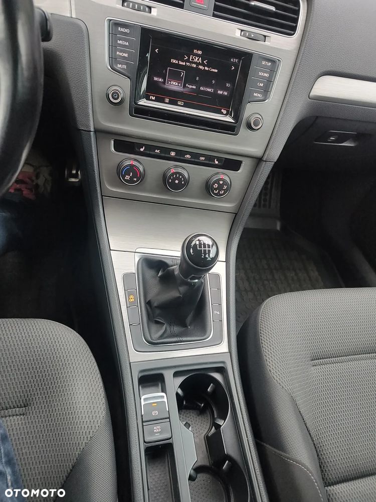 Volkswagen Golf 1.4 TSI BMT Comfortline - 13