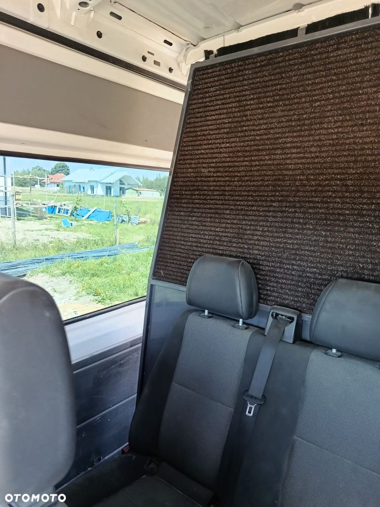 Volkswagen Crafter - 19