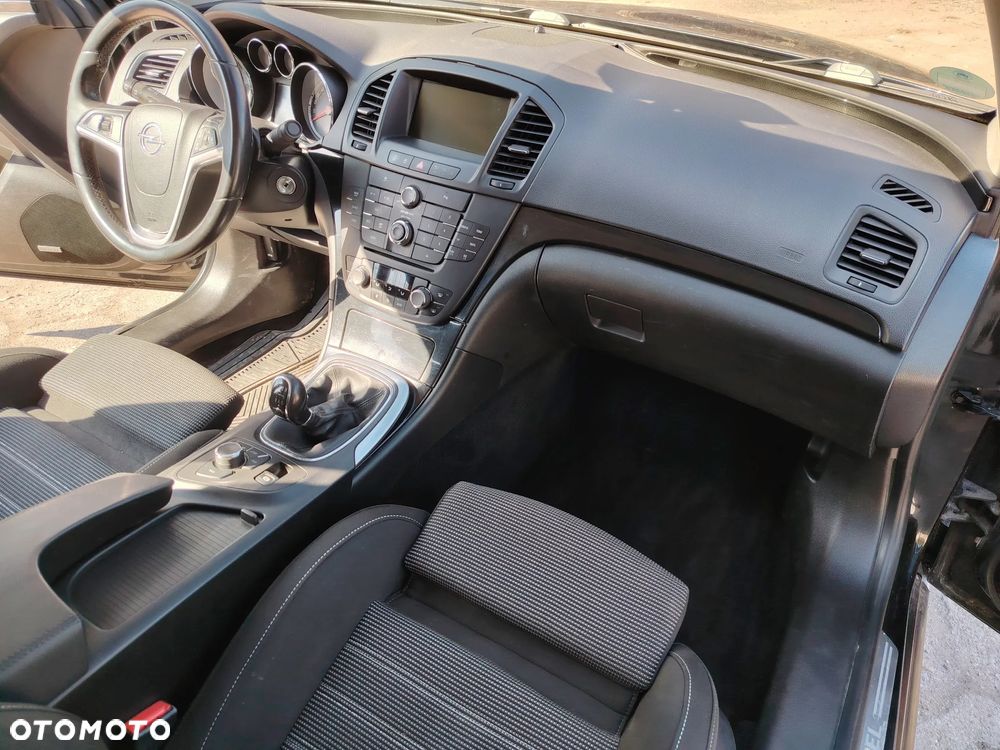 Opel Insignia 1.6 T Cosmo - 32