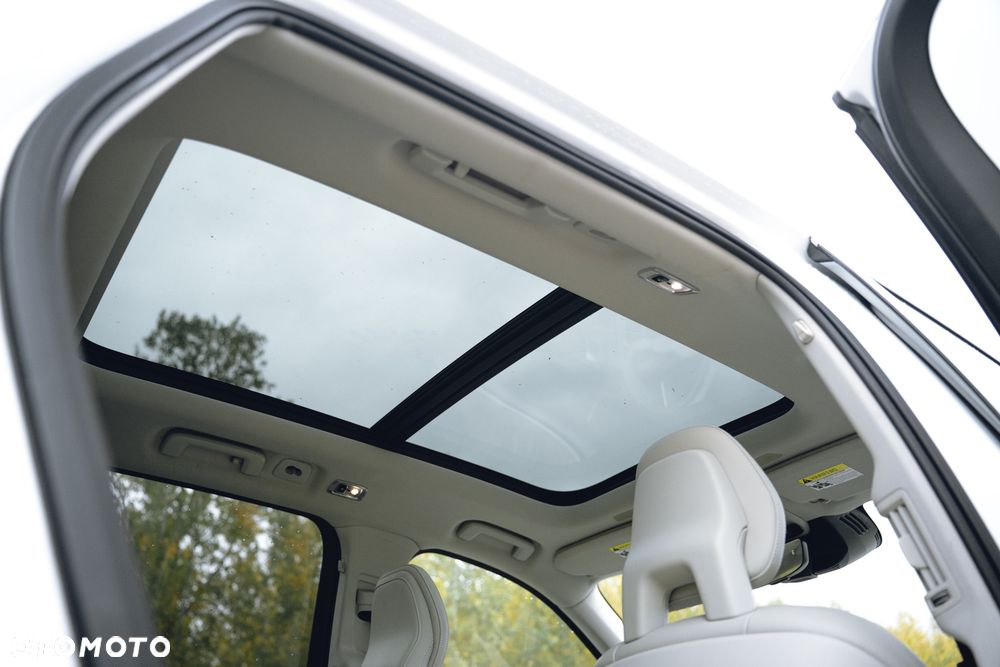 Volvo XC 90 - 17