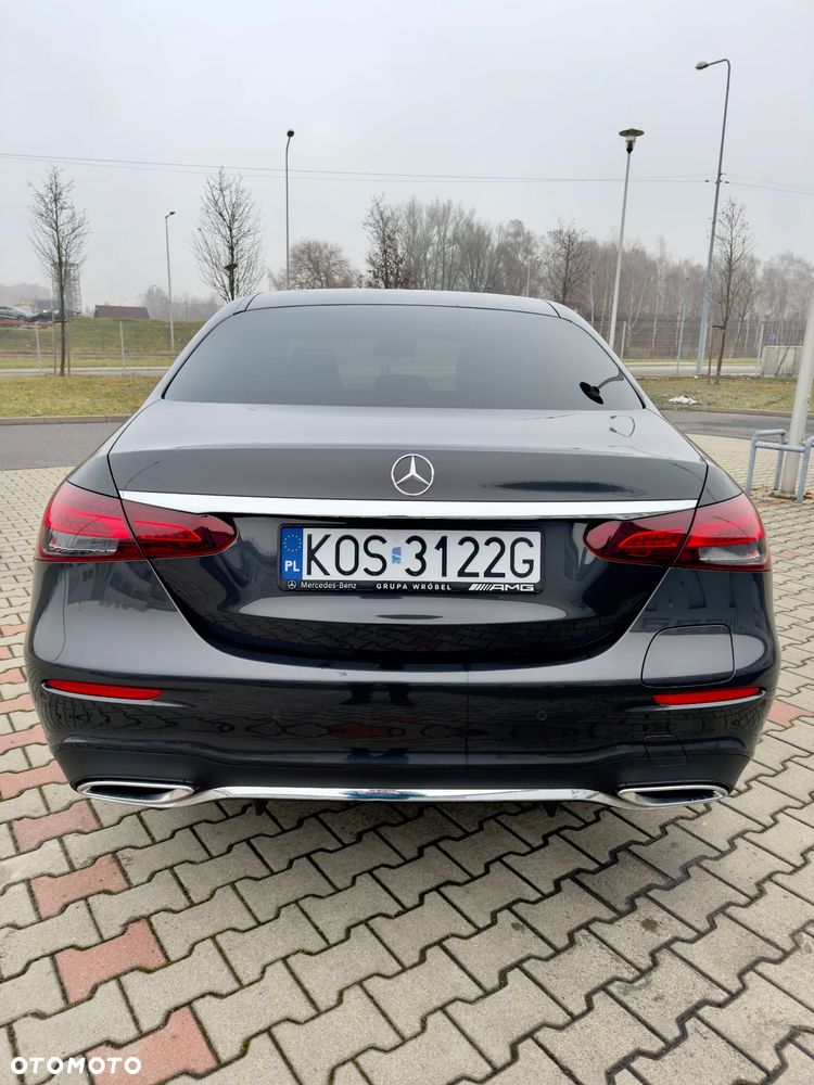 Mercedes-Benz Klasa E 300 de Business Edition - 3
