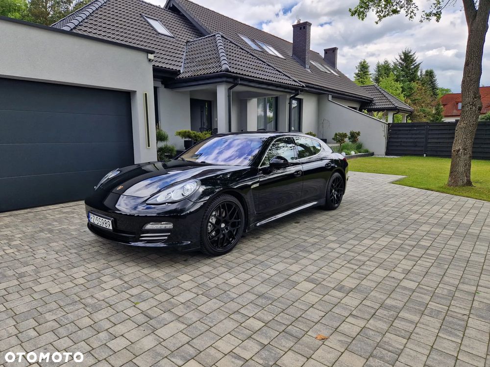 Porsche Panamera 4S PDK - 1