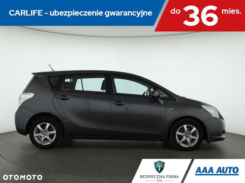 Toyota Verso - 8