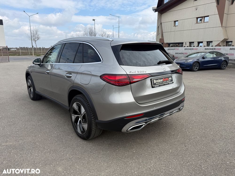 Mercedes-Benz GLC - 7
