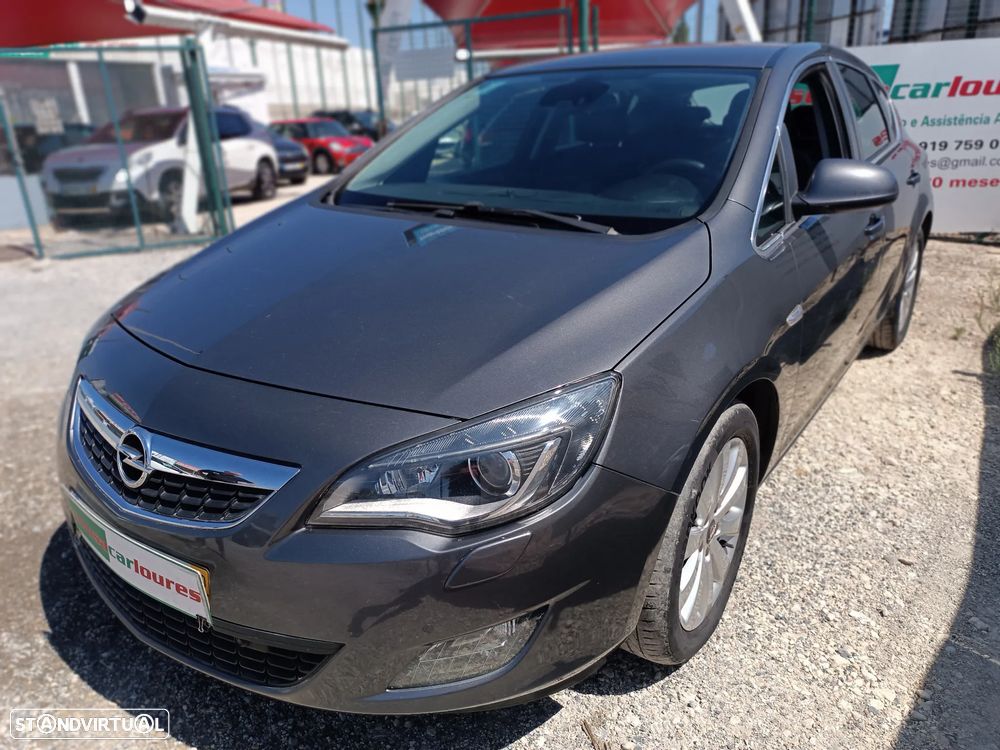 Opel Astra 1.7 CDTi Cosmo - 2