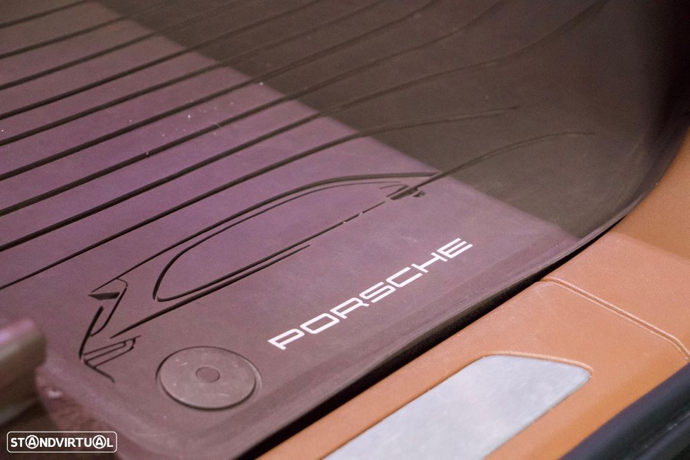 Porsche Cayenne - 27