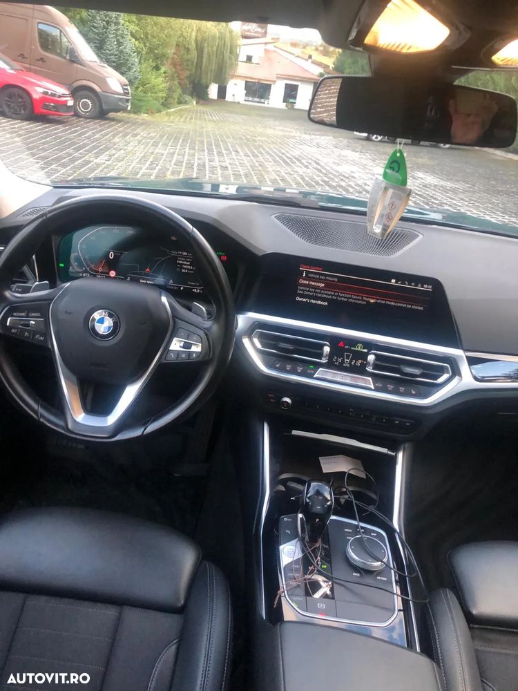 BMW Seria 3 320d xDrive Aut. - 5