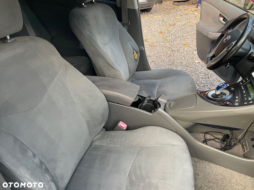 Toyota Prius - 26