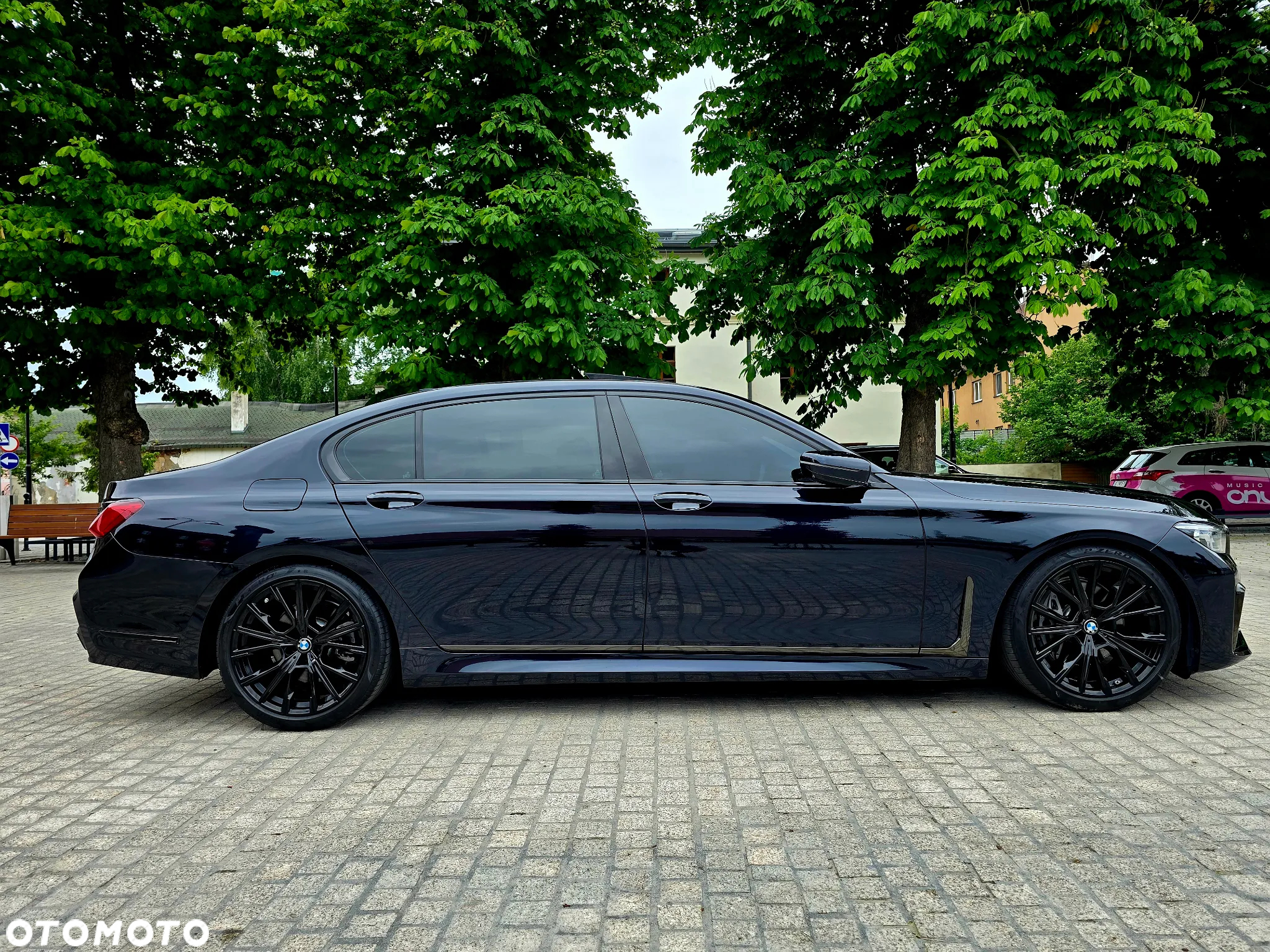 BMW Seria 7 740i - 6