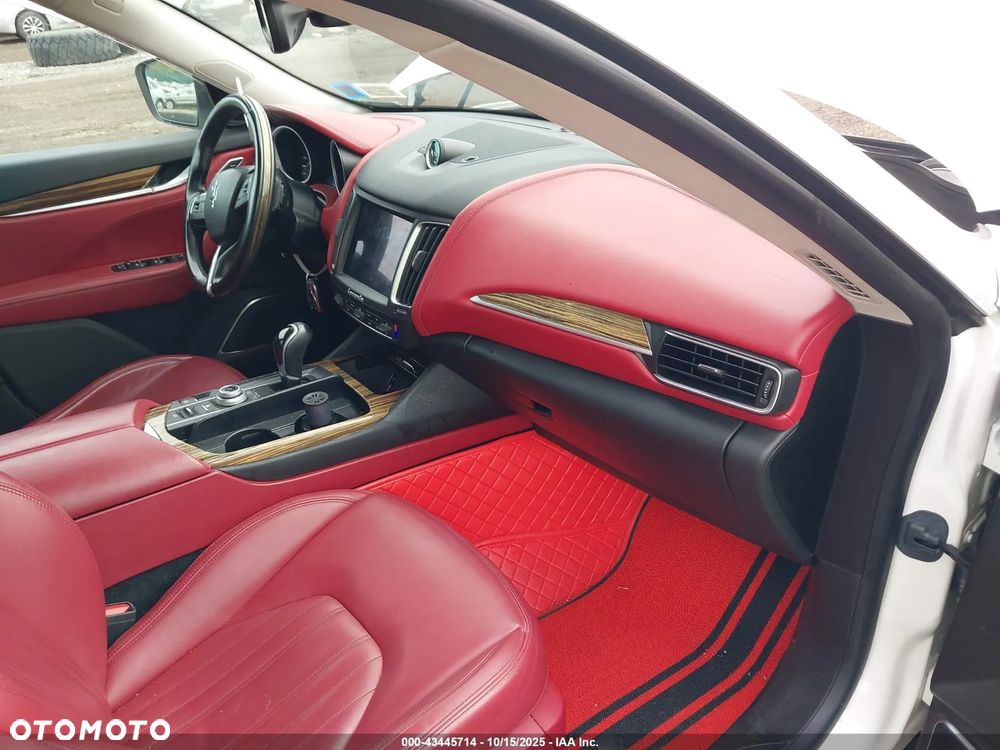 Maserati Levante Q4 - 31