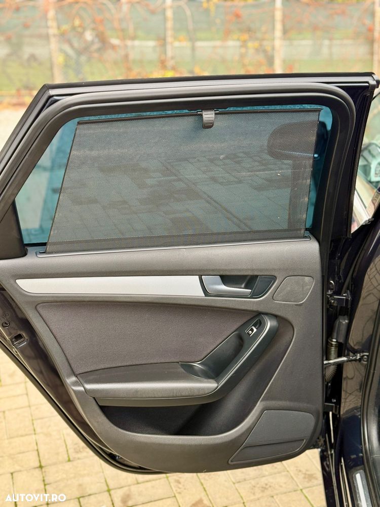 Audi A4 Avant 2.0 TDI DPF multitronic S line Sportpaket - 22