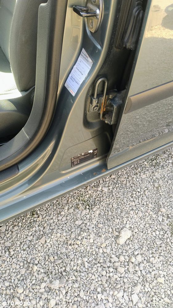 Volkswagen Golf - 11