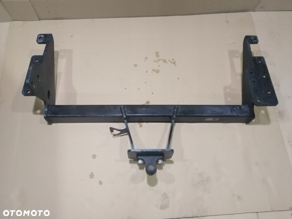 BELKA HAK HOLOWNICZY NAVARA NP300 17- - 3