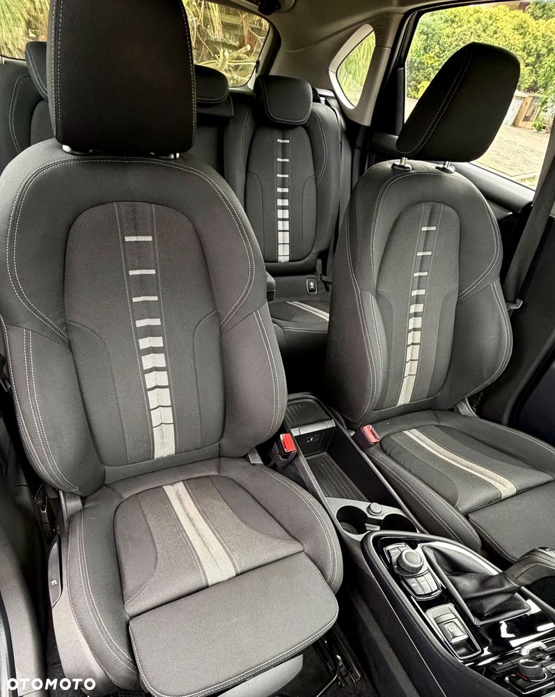 BMW Seria 2 218i Sport Line - 7
