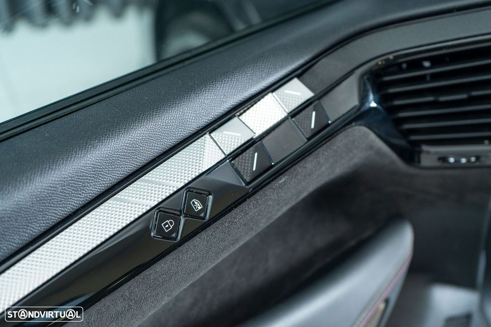 DS DS4 E-Tense Performance Line EAT8 - 24