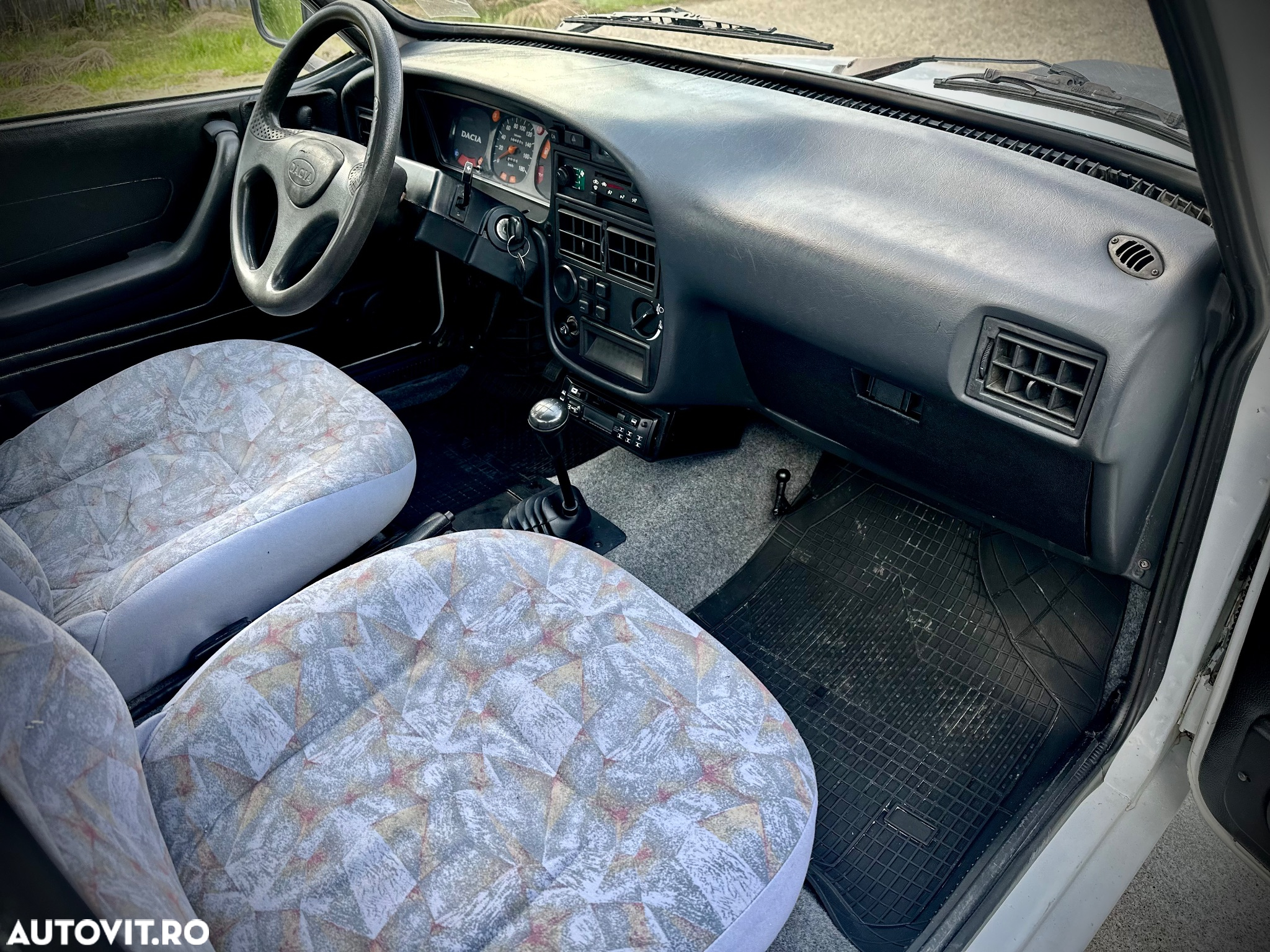 Dacia Pick Up - 11