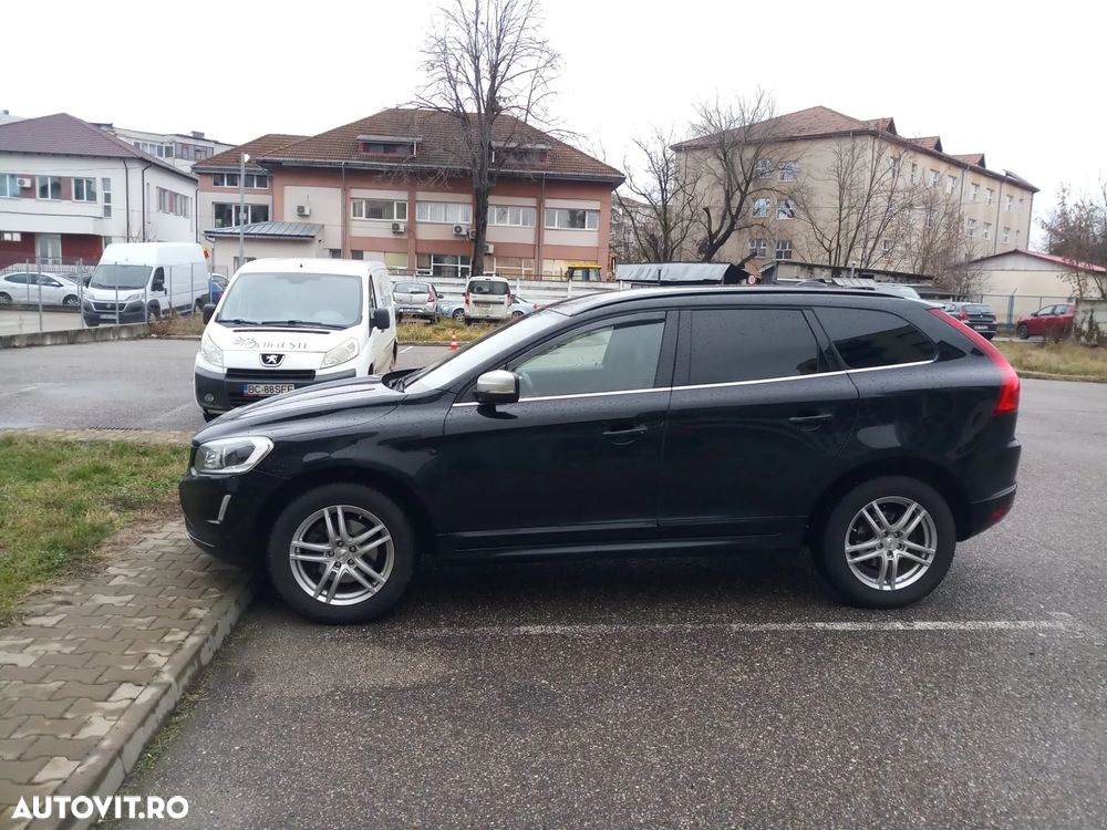 Volvo XC 60 D4 AWD Momentum - 17