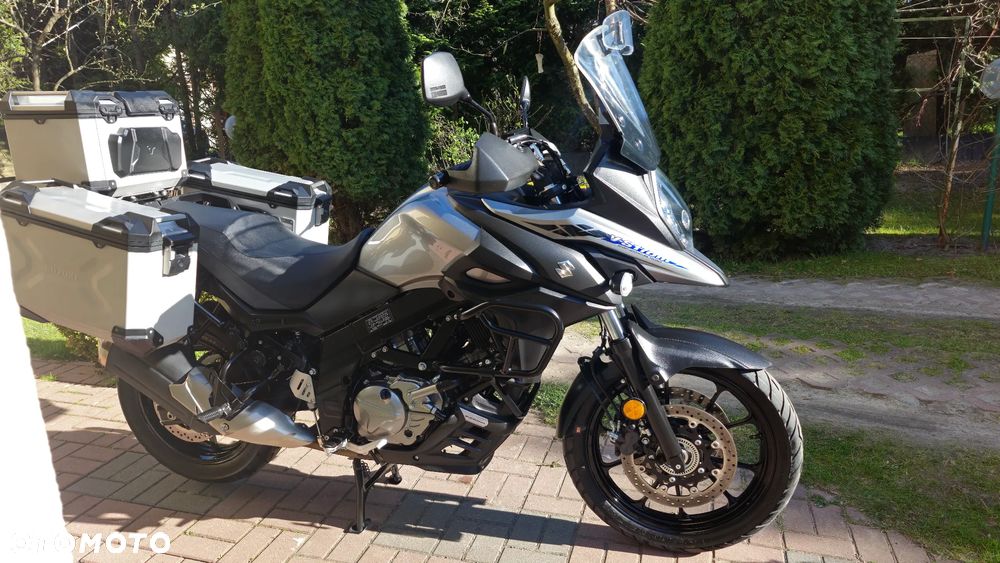 Suzuki V-STROM - 16