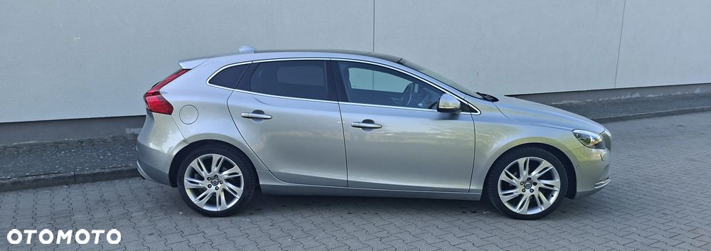 Volvo V40 D2 R-Design Summum - 9