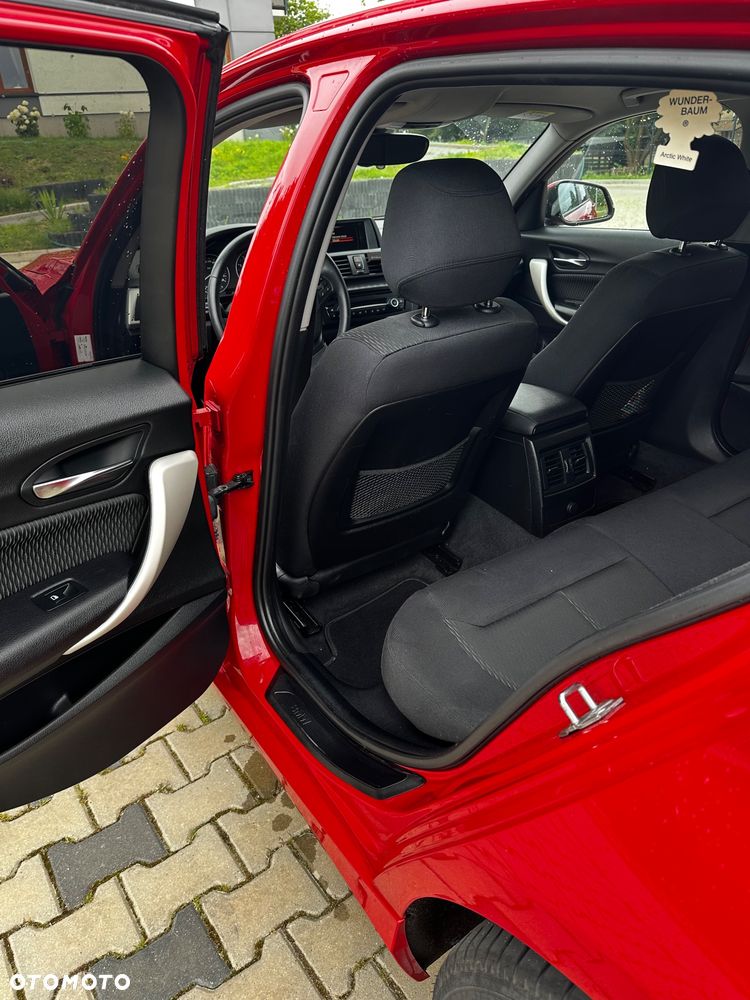 BMW Seria 1 116d - 6