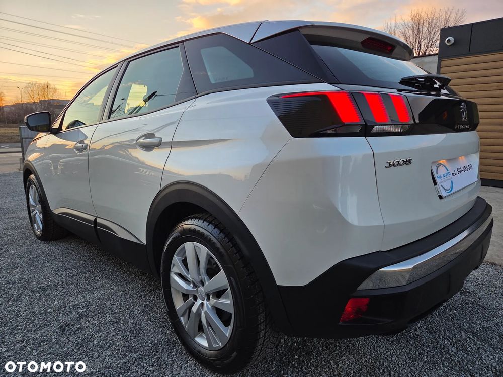 Peugeot 3008 1.2 PureTech Active Pack S&S - 11