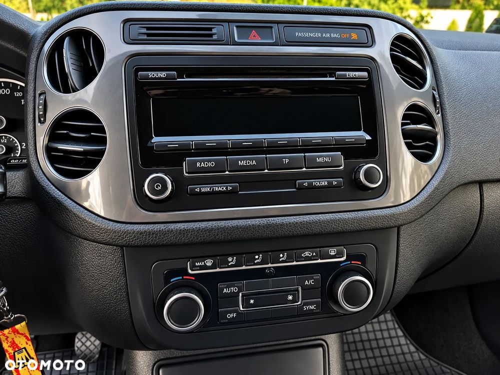 Volkswagen Tiguan - 17