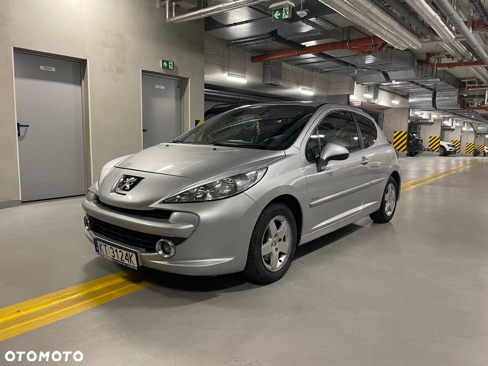 Peugeot 207 1.4 16V Trendy - 1