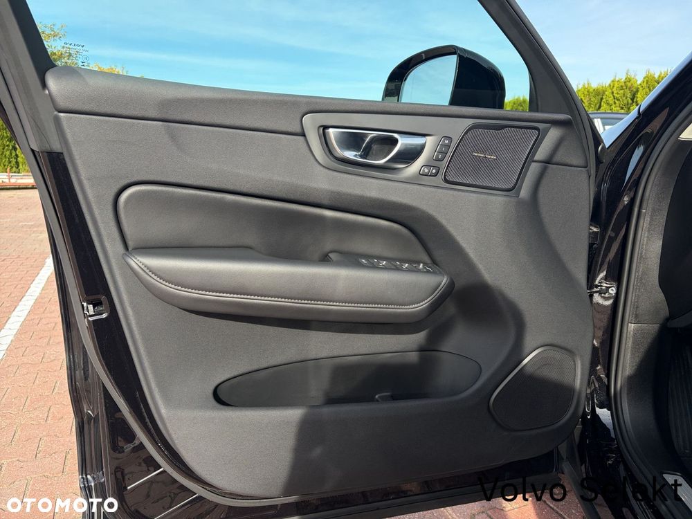 Volvo XC 60 - 25