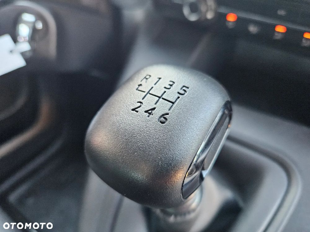 Toyota Proace City Verso 1.5 D-4D Business - 12