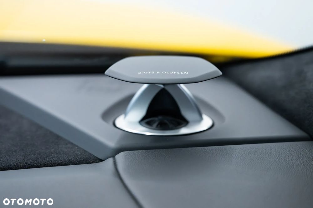 Lamborghini Urus Standard - 24