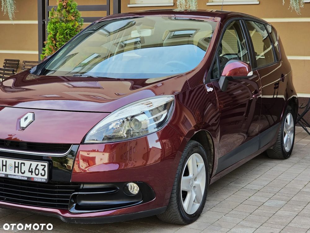 Renault Scenic 1.6 16V 110 TomTom Edition - 19