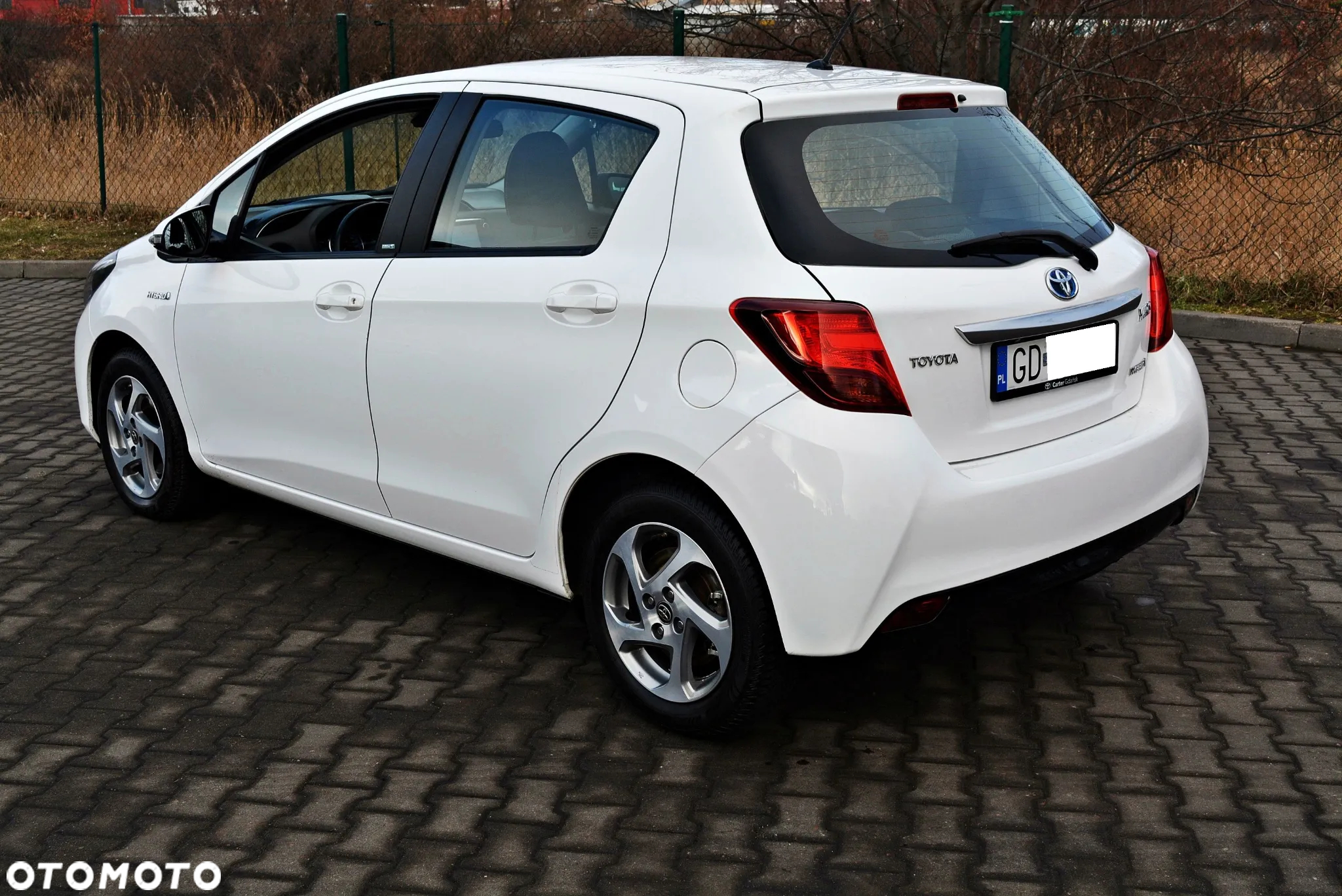 Toyota Yaris Hybrid 1.5 Executive - 18